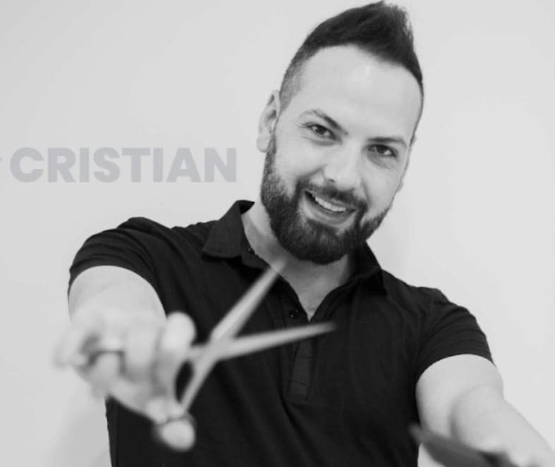 Cristian Pérez de León - Estilista Unisex
